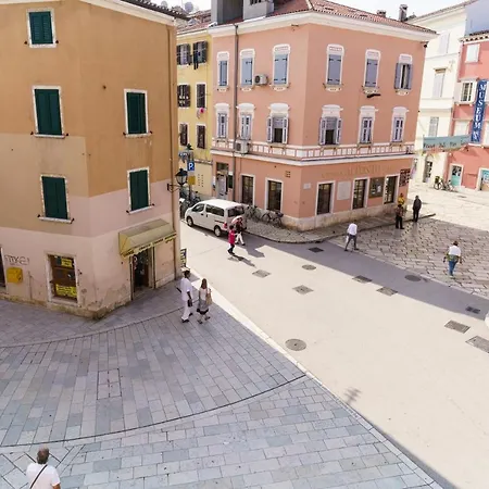 Lassy By Irundo * 로비니